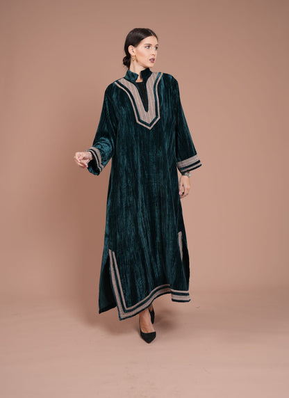 dark green daraa velvet with detailed lines