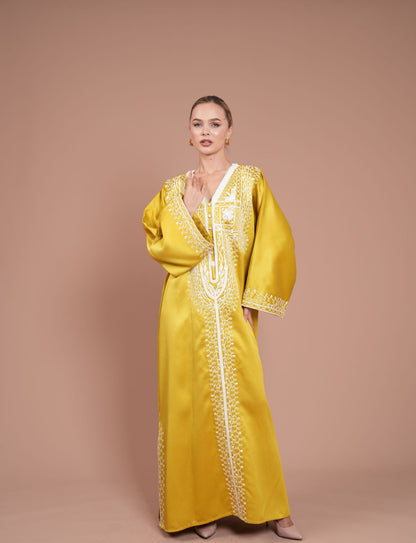 daraa with white embroidery