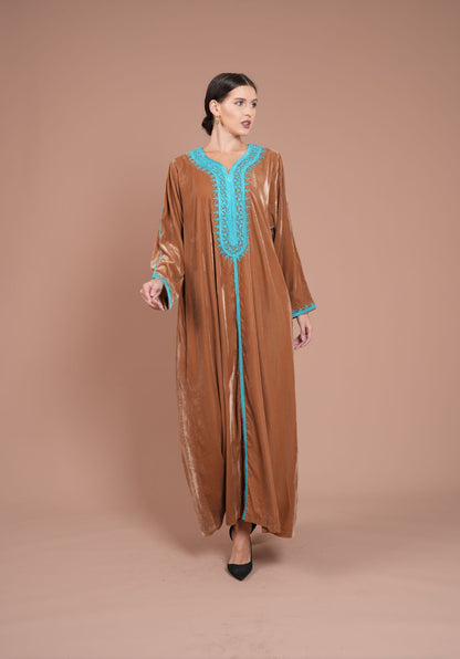 velvet daraa with turquoise details